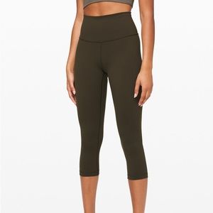 Lulu Wunder Under - Crop